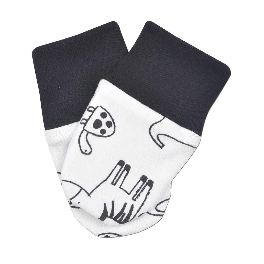 Preemie unisex black and white animal print mittens