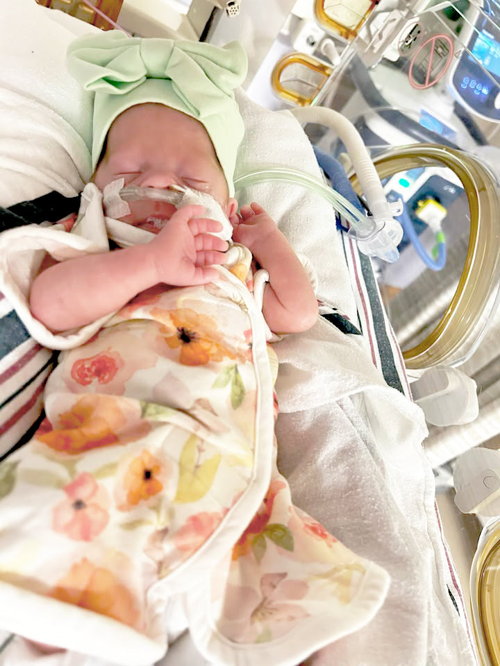 What NICU Nurses Recommend in Preemie Clothing