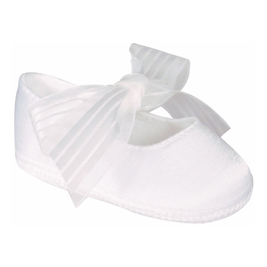 Preemie girls white broadcloth lace up shoes